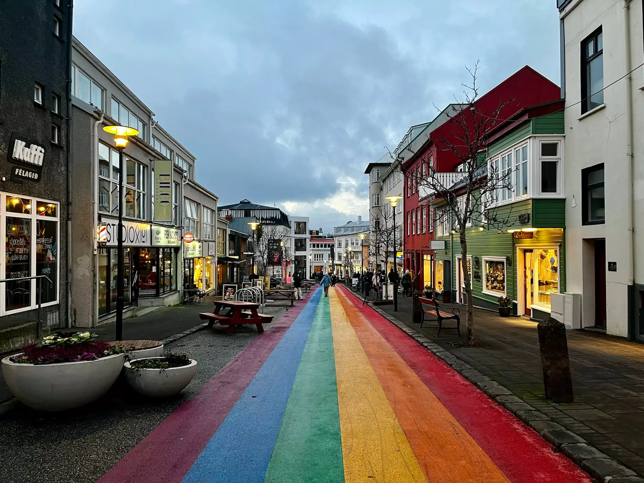 Rainbow street în Reykjavik